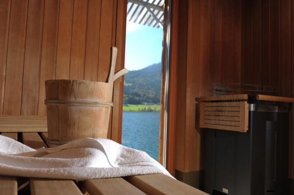 Seehotel Enzian Weissensee